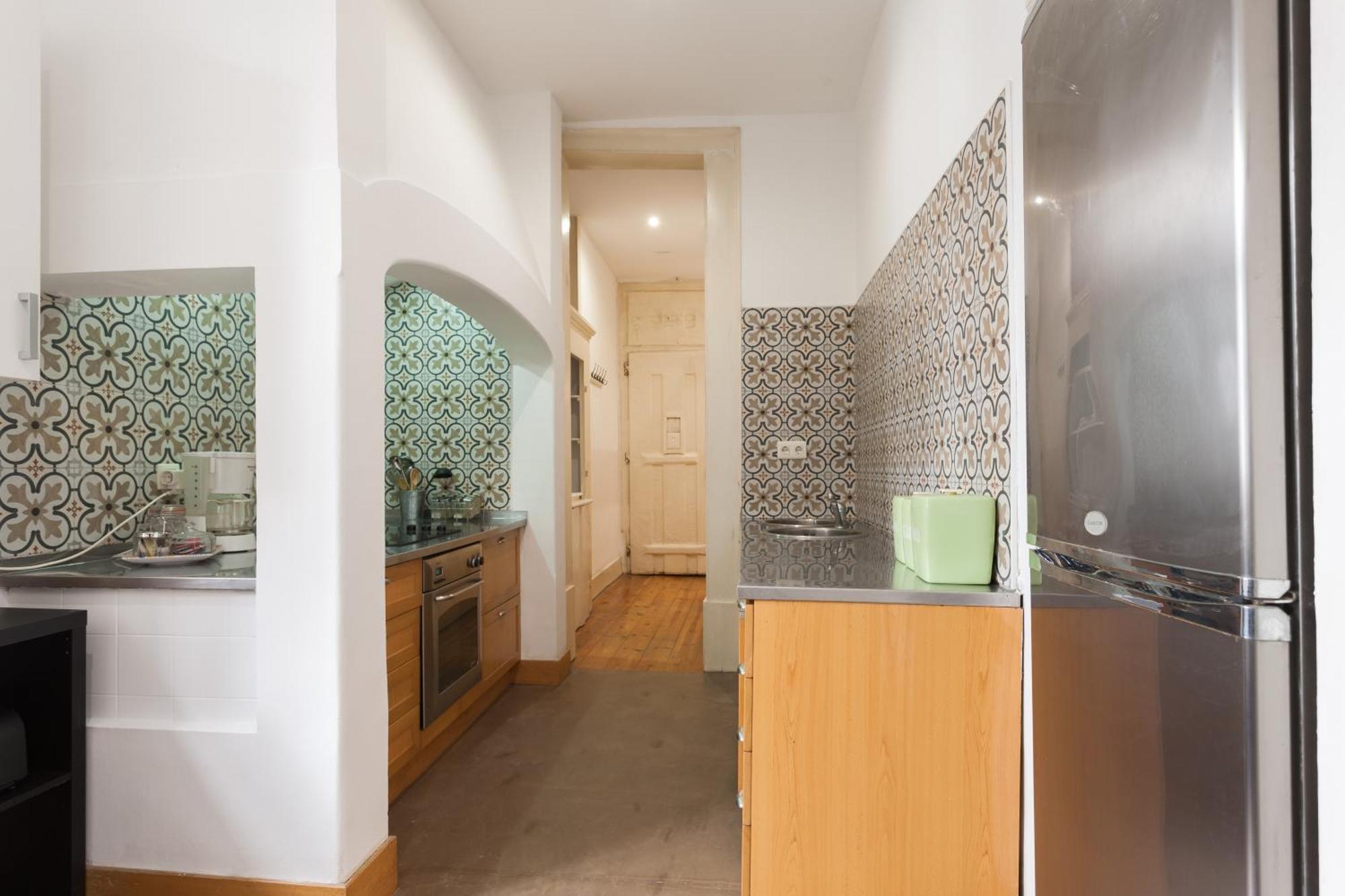 Tejo Vintage Three-Bedroom Apartment - By Lu Holidays Lisbon Bagian luar foto